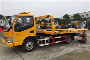 镶黄旗哪里有拖车服务